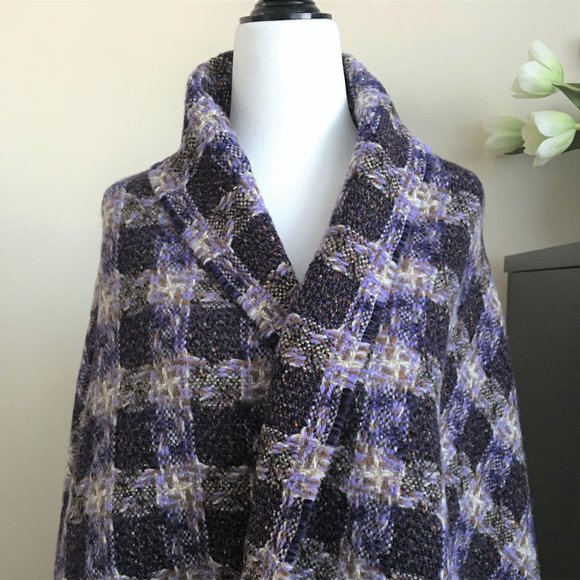 Wool Fabric - Picture 2 of 8